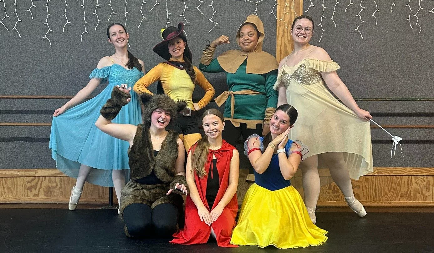 nadt-little-red-riding-hood-2025