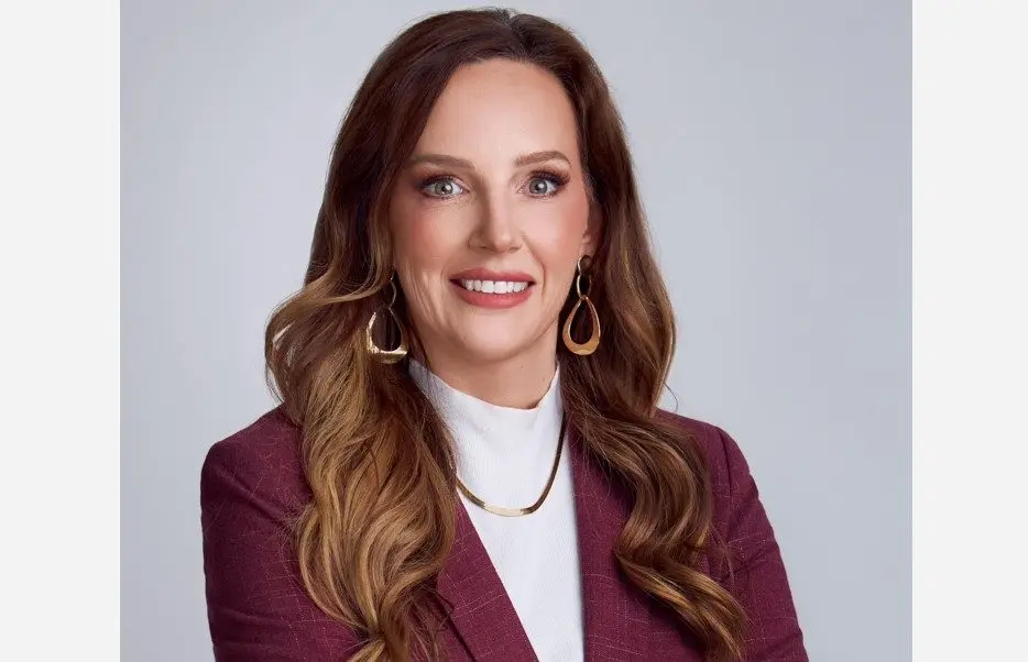 kara-byars-official-featured