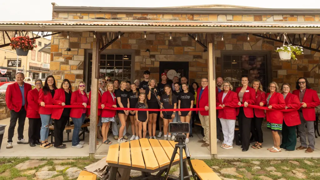 sarahdipity-2025-ribbon-cutting-01