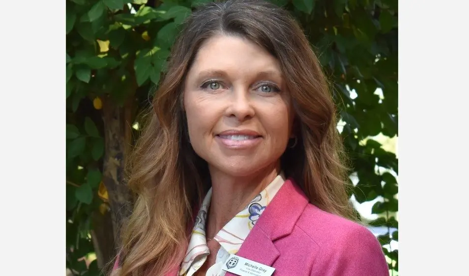 michelle-gray-featured