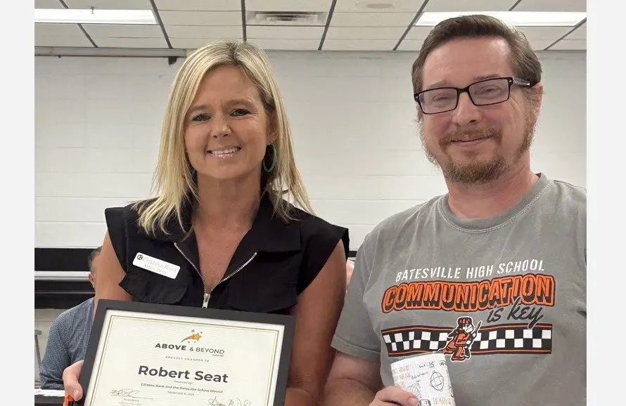 ashley-davis-robert-seat-featured