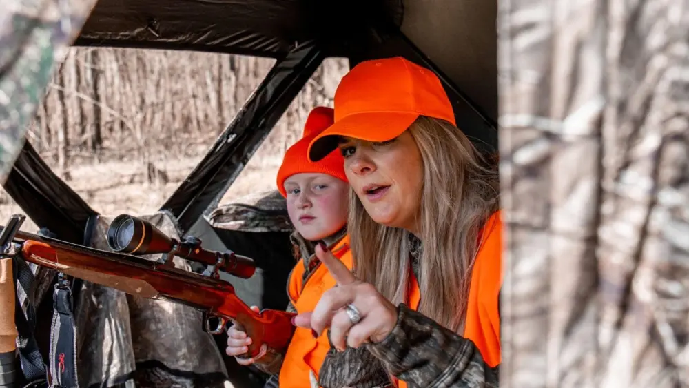 mother-daughter-deer-hunters-agfc
