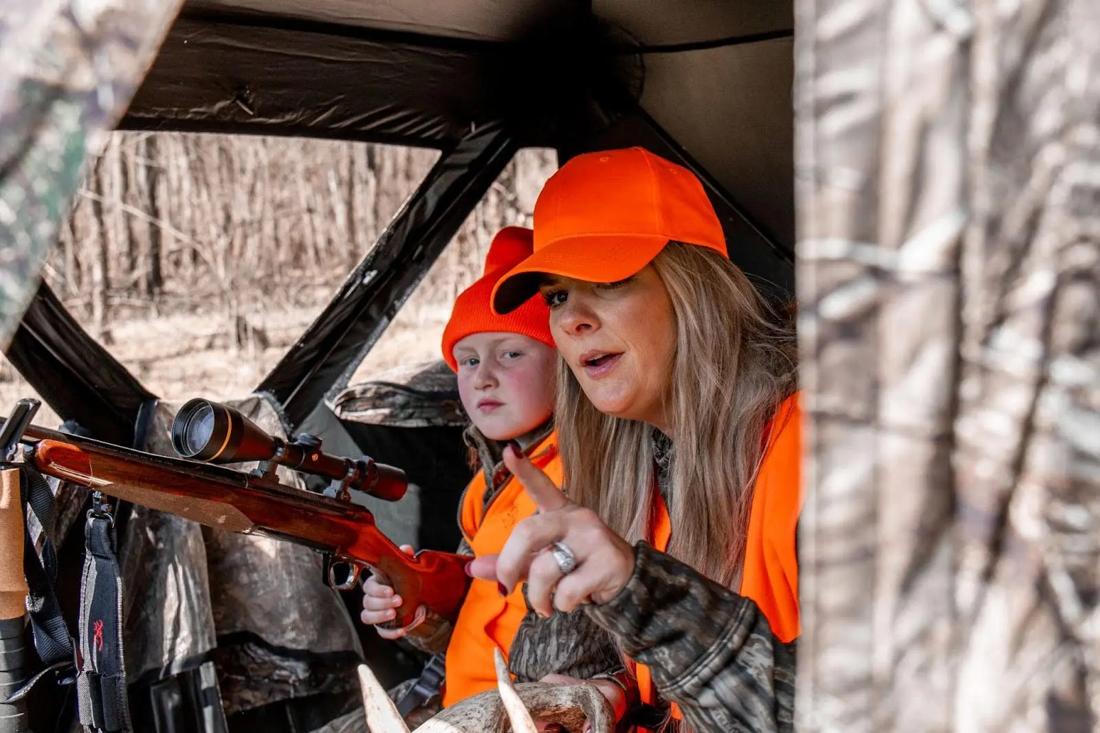 mother-daughter-deer-hunters-agfc