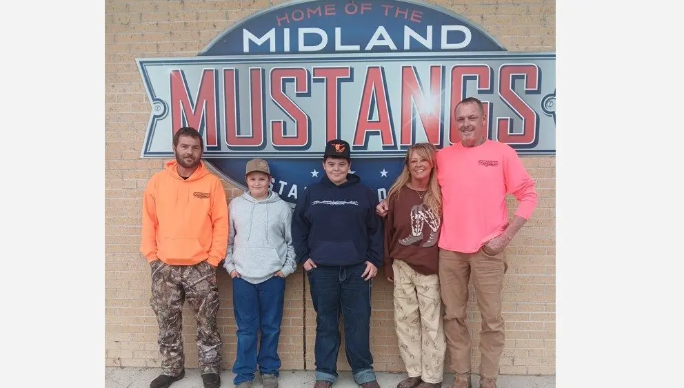 gillihans-spring-creek-outfitters-youth-hunt-winners-2025