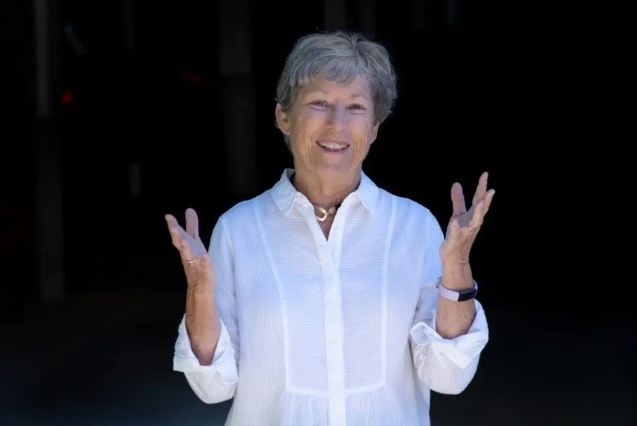 mary-troy-lyon-college