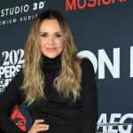 Carly Pearce to release new album ‘Hummingbird’ one week early