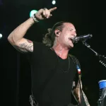 Tyler Hubbard to embark on first leg of “Strong World Tour’ this fall