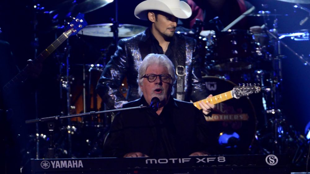 mcdonald-of-the-doobie-brothers-performs-takin-it-to-the-streets-as-show-host-paisley-plays-guitar-during-the-48th-country-music-association-awards-in-nashville