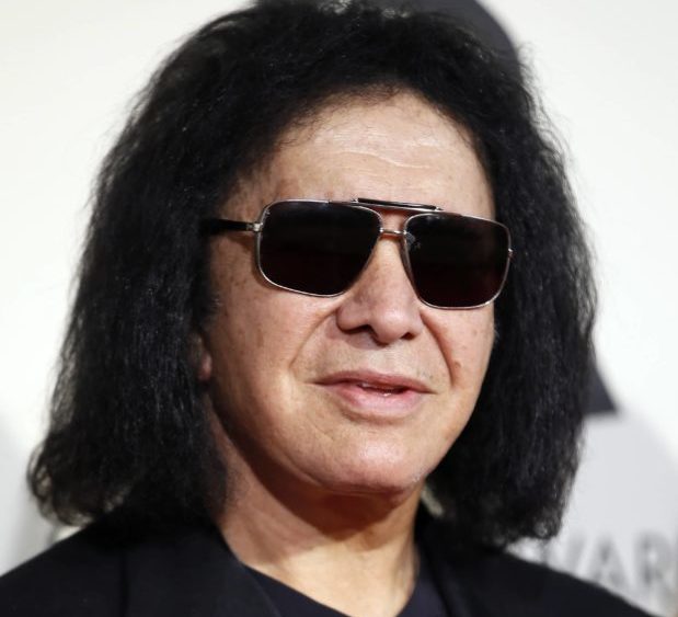 gene-simmons-arrives-at-the-58th-grammy-awards-in-los-angeles