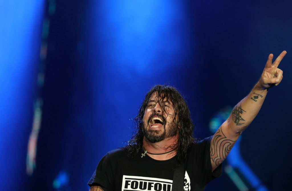 dave-grohl-of-foo-fighters-band-performs-during-the-rock-in-rio-music-festival-in-rio-de-janeiro