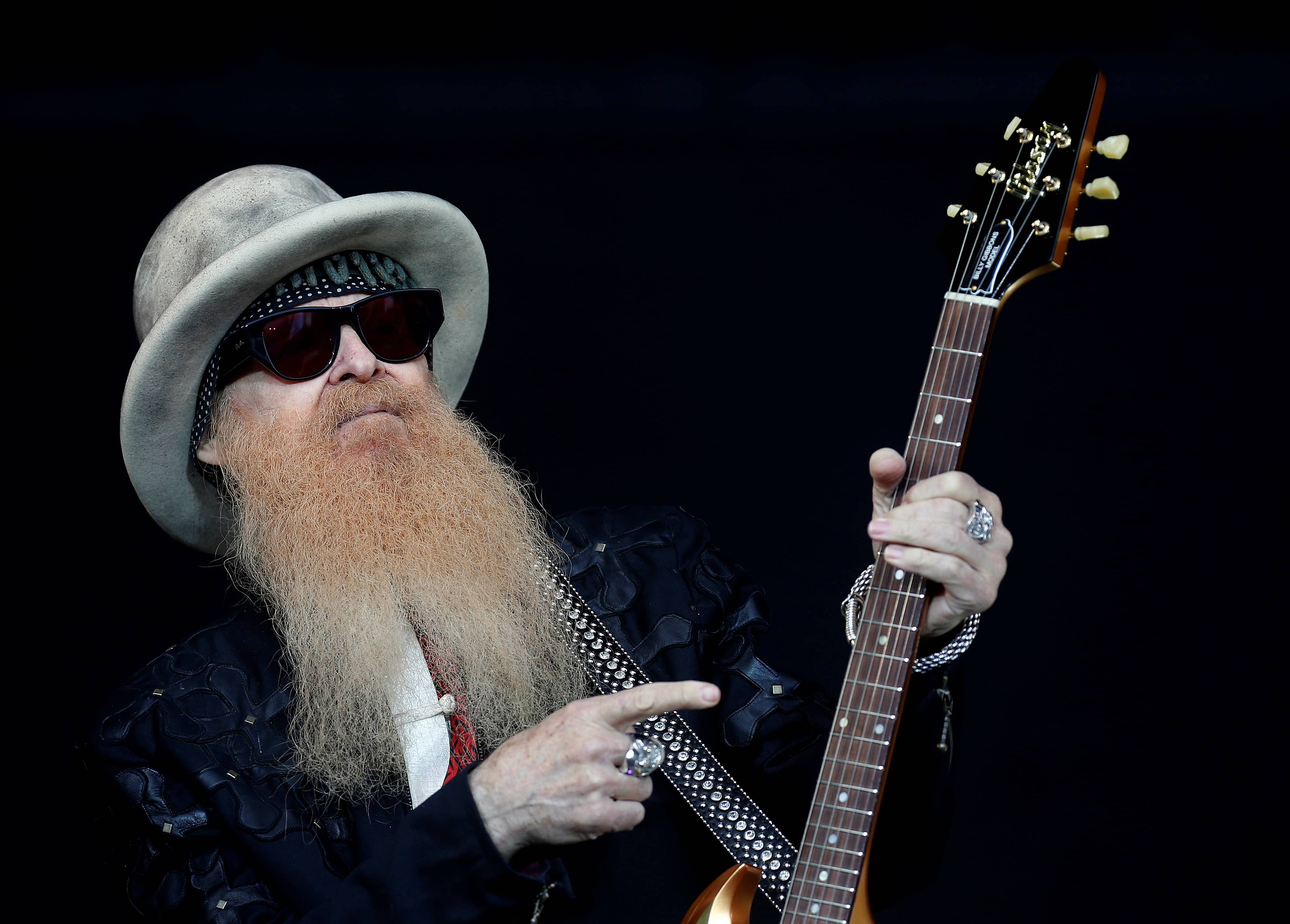 gibbons-of-zz-top-perform-on-the-pyramid-stage-at-worthy-farm-in-somerset-during-the-glastonbury-festival-2