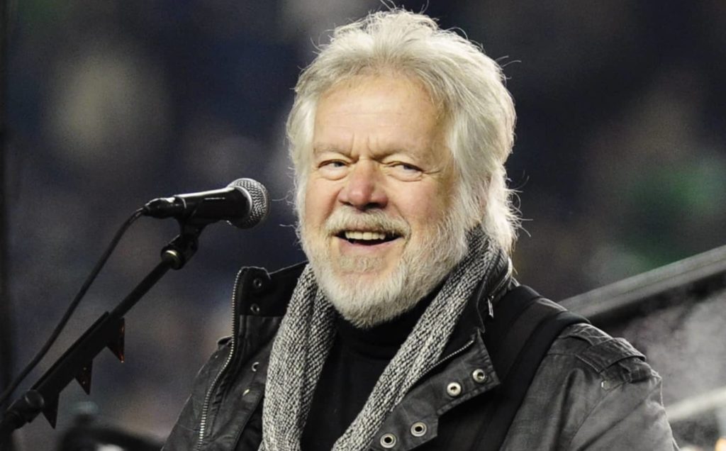 singer-bachman-performs-at-half-time-during-the-cfls-98th-grey-cup-football-game-in-edmonton-2