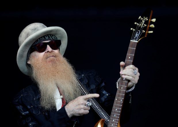gibbons-of-zz-top-perform-on-the-pyramid-stage-at-worthy-farm-in-somerset-during-the-glastonbury-festival-3