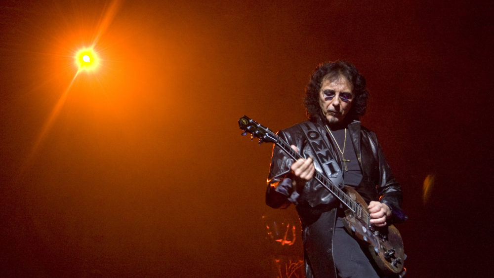 tony-iommi-of-british-heavy-metal-group-heaven-and-hell-on-stage-during-concerts-in-oslo
