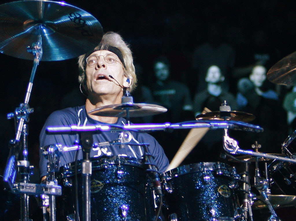 drummer-stewart-copeland-of-the-police-performs-during-bands-farewell-concert-in-new-york-2