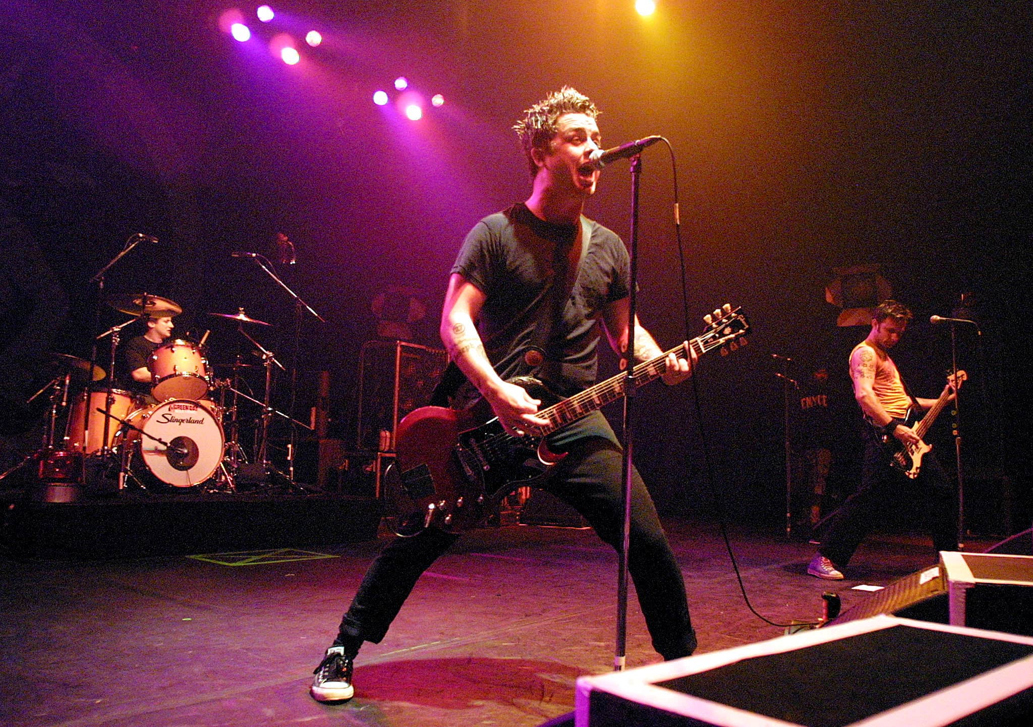 billie-joe-armstrong-center-performs-with-his-band-green-day-on-opening-night-of-their-latest-to