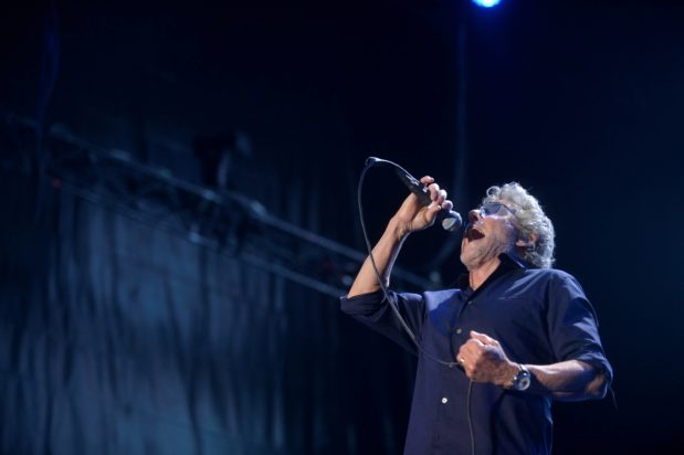 guitarist-pete-townshend-and-singer-roger-daltrey-of-british-rock-band-the-who-performs-at-the-azkena-rock-festival-in-vitoria
