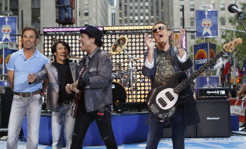 journey-band-members-laugh-together-after-performing-on-nbcs-today-show-in-new-york