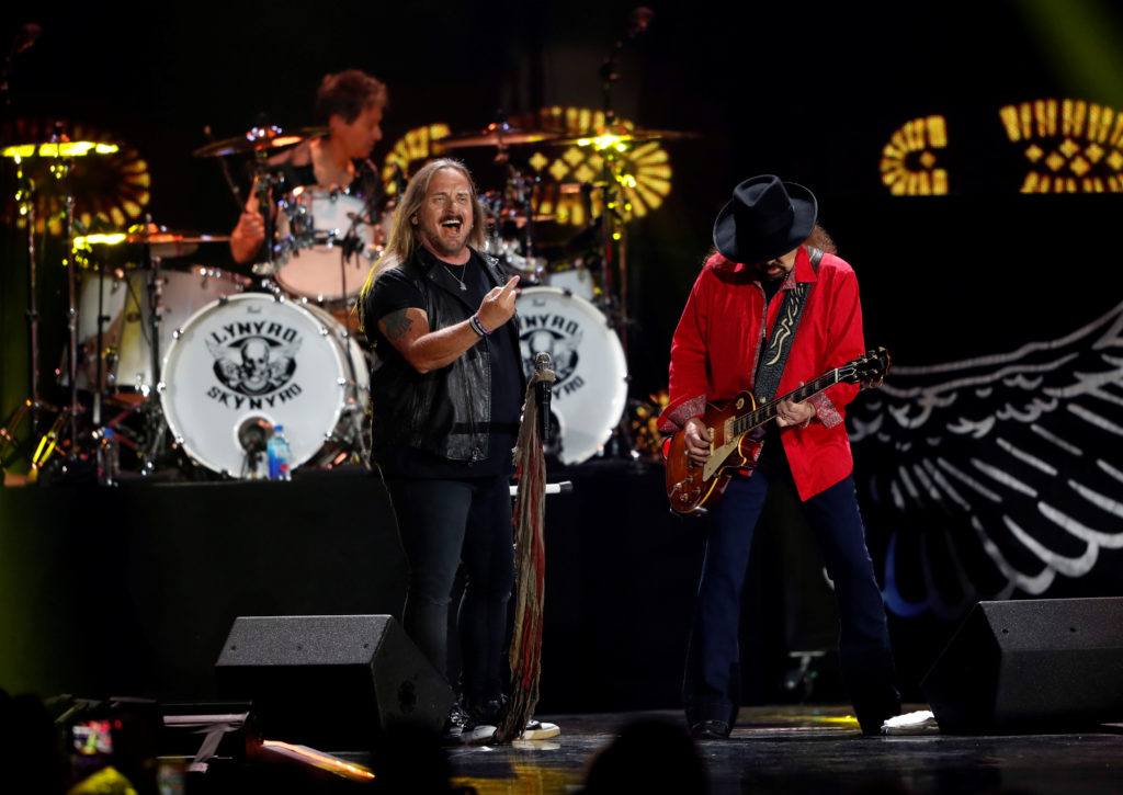 lynyrd-skynyrd-lead-vocalist-johnny-van-zant-and-gary-rossington-perform-during-the-iheartradio-music-festival-at-t-mobile-arena-in-las-vegas-2