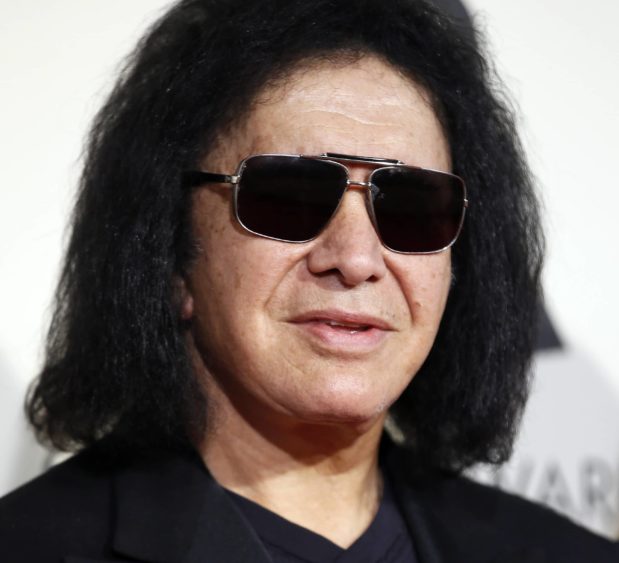 gene-simmons-arrives-at-the-58th-grammy-awards-in-los-angeles-14
