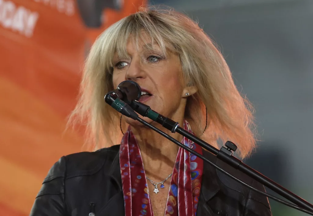 keyboardist-and-singer-christine-mcvie-of-the-rock-band-fleetwood-mac-performs-on-nbcs-today-show-in-new-york-city-5