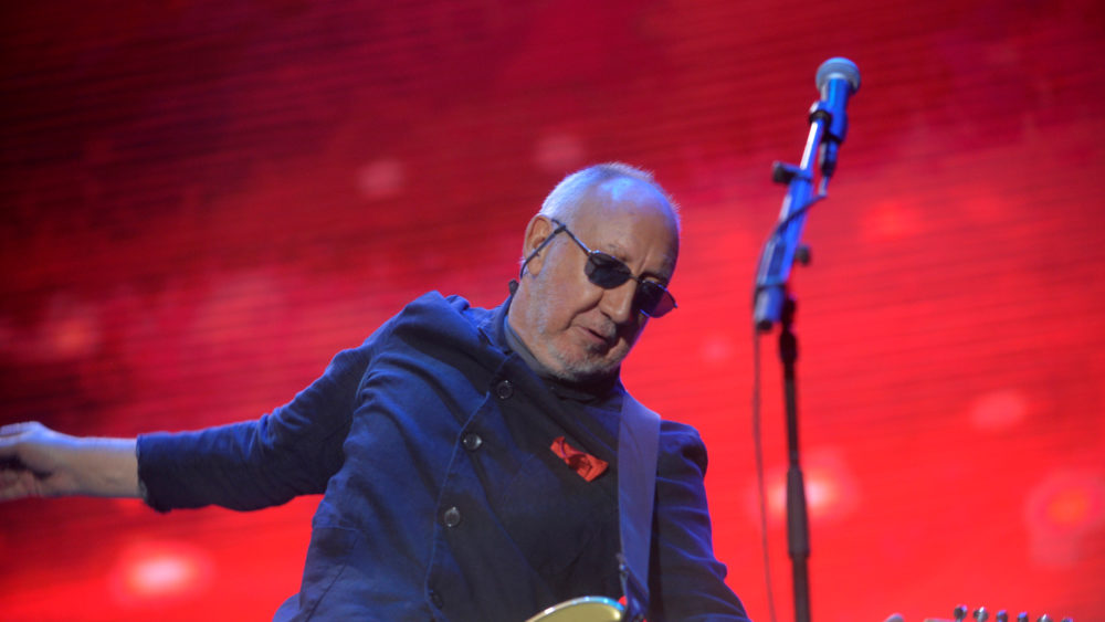 guitarist-pete-townshend-of-british-rock-band-the-who-performs-at-the-azkena-rock-festival-in-vitoria