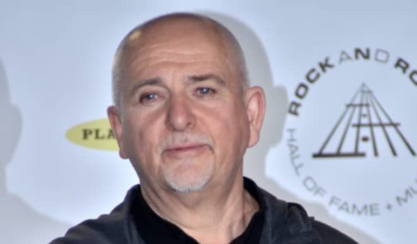 29th-annual-rock-and-roll-hall-of-fame-induction-ceremony-pressroom-9