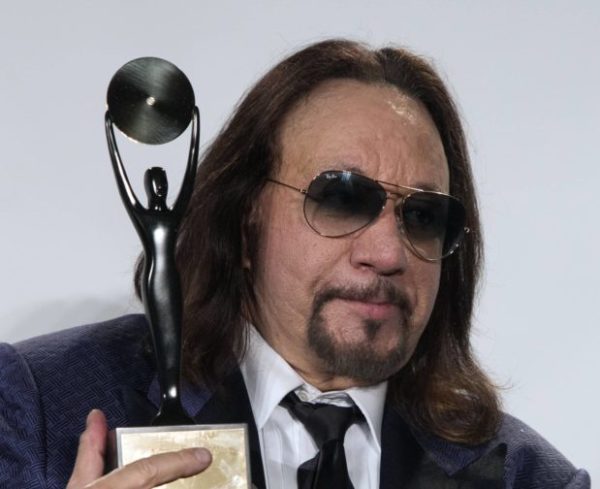 kiss-band-member-frehley-poses-with-his-award-after-rock-band-was-inducted-at-29th-annual-rock-and-roll-hall-of-fame-induction-ceremony-in-brooklyn-new-york-10