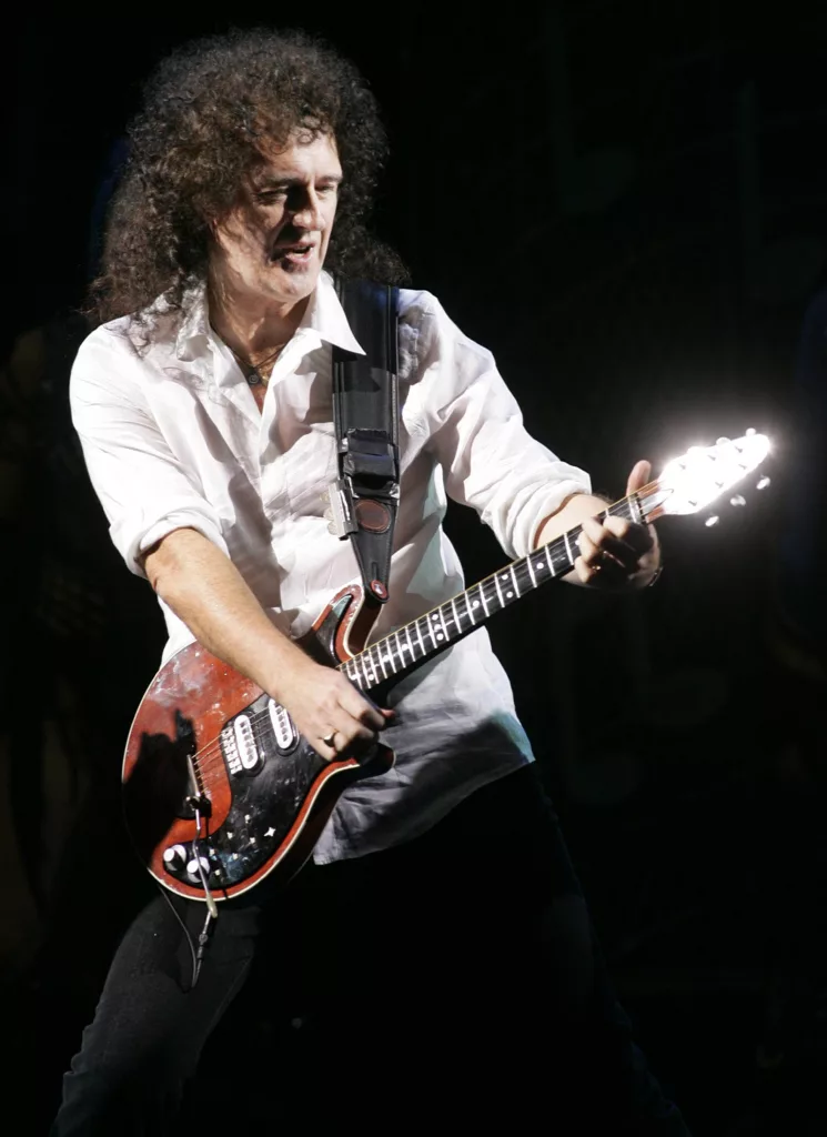 legendary-queen-guitarist-brian-may-makes-a-special-appearance-at-the-we-will-rock-you-musical-in-las-12