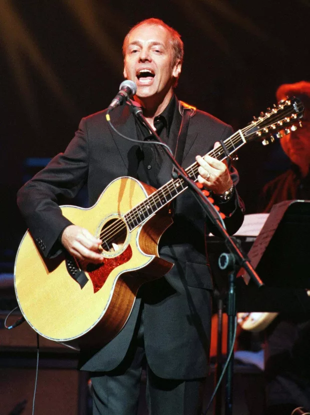 rock-legend-peter-frampton-plays-guitar-and-sings-at-a-preview-concert-of-the-british-rock-symphony-5