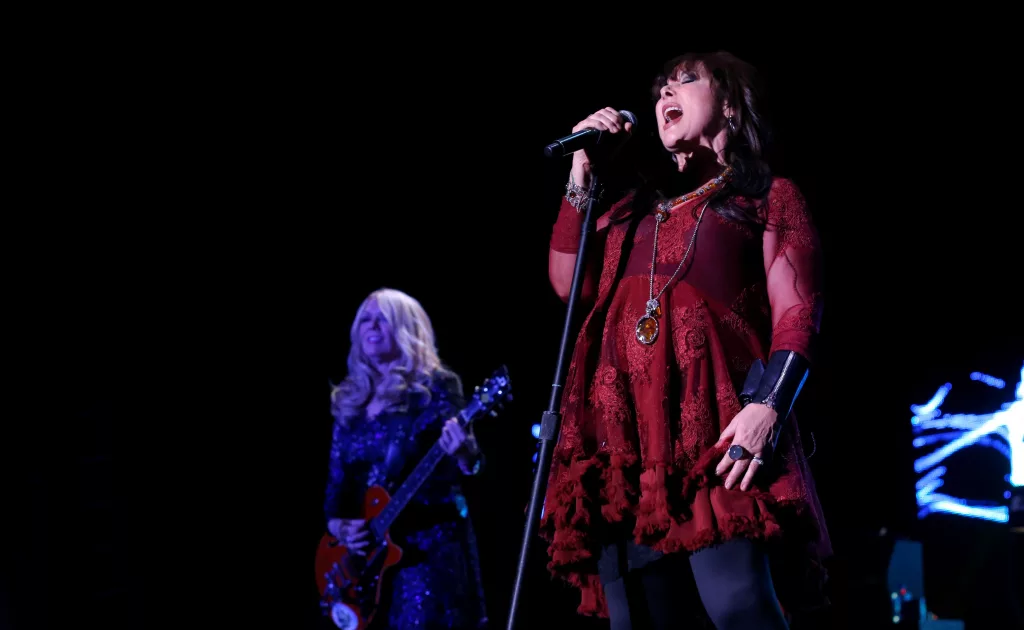 ann-and-nancy-wilson-of-heart-perform-at-the-forum-in-inglewood-11