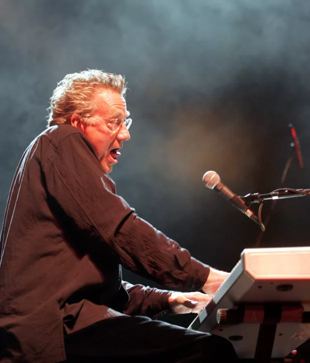 manzarek-of-the-doors-of-the-21st-century-performs-in-brazil-4