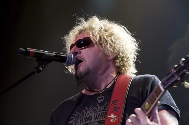 sammy-hagar-and-the-wabos-performing-live-with-guests-michael-anthony-joe-satriani-and-chad-smith-2