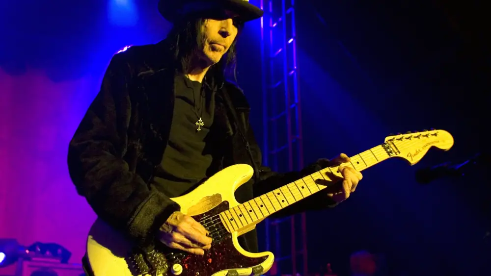 motley-crues-guitarist-mick-mars-performs-at-the-hard-rock-joint-in-las-vegas-10