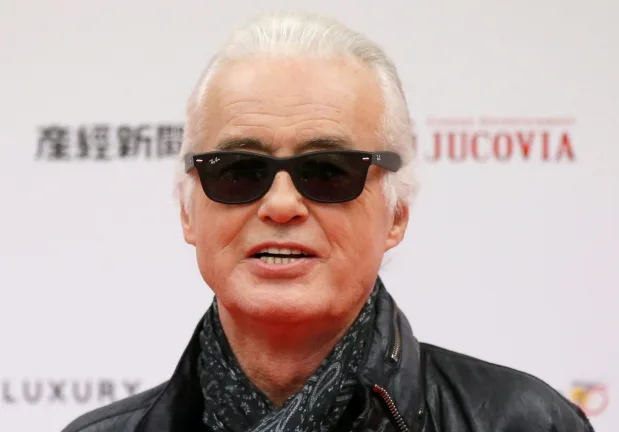 british-rock-musician-and-former-guitarist-for-led-zeppelin-jimmy-page-poses-on-the-red-carpet-at-the-2016-classic-rock-roll-of-honour-awards-in-tokyo-17