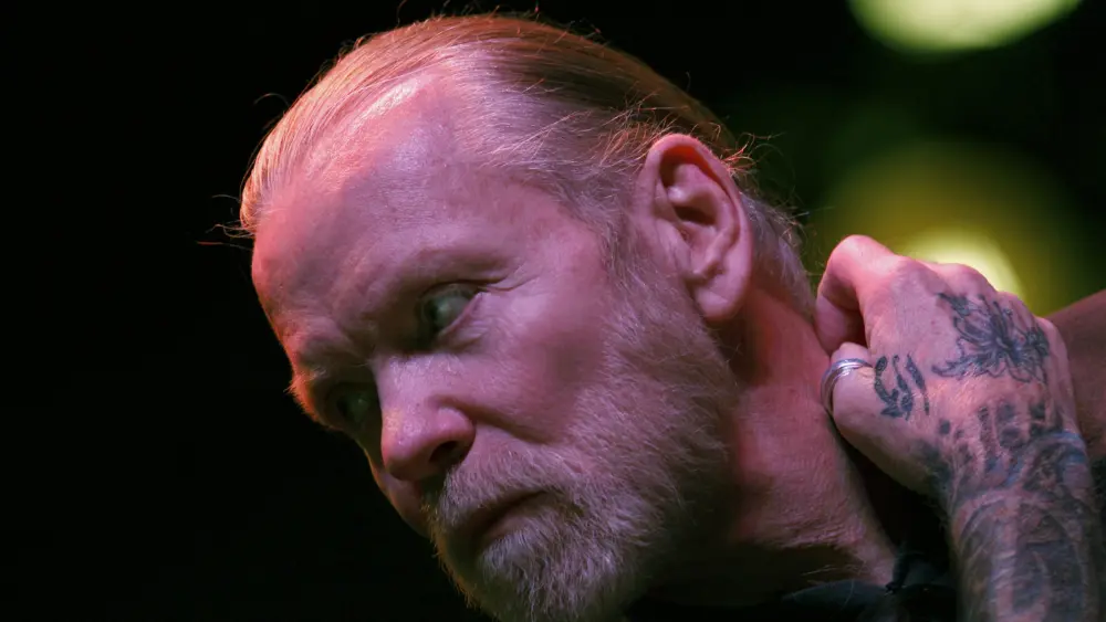musician-gregg-allman-of-the-allman-brothers-band-attends-a-news-conference-to-announce-a-concert-run-by-his-band-at-new-yorks-beacon-theatre-4