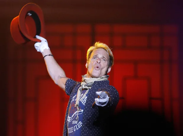 david-lee-roth-of-van-halen-performs-at-tiger-jam-xi-in-las-vegas-11