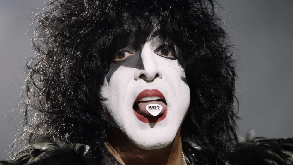 paul-stanley-of-rock-band-kiss-performs-during-a-concert-on-their-latin-america-tour-at-the-jockey-club-in-asuncion-12