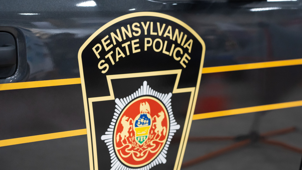 One officer killed, one wounded in Pennsylvania shooting WDRCAM