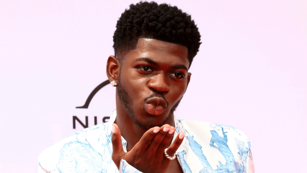 shutterstock_1998636125-2