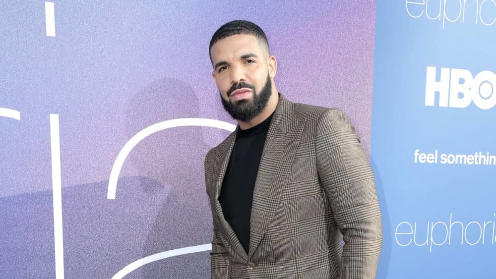 shutterstock_1417641413-7