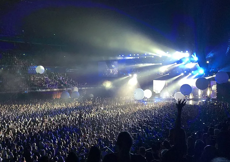 800px-muse_in_sydney