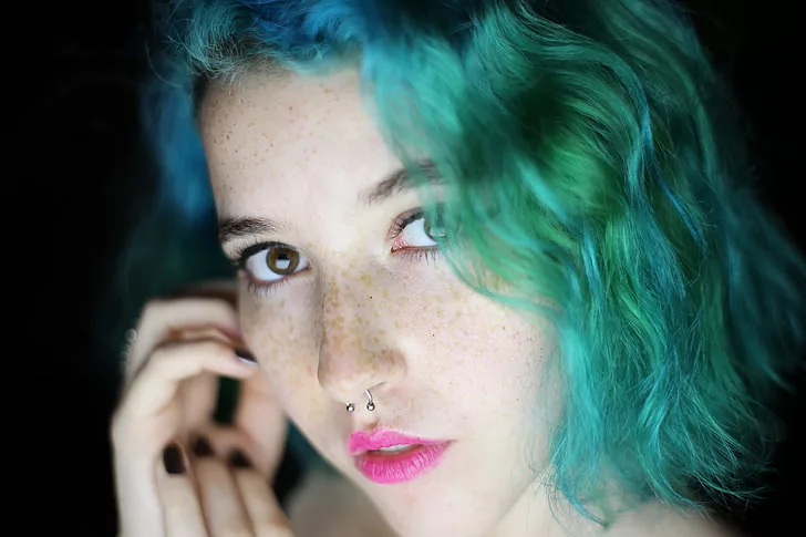 woman-female-blue-hair-nose-piercing-preview