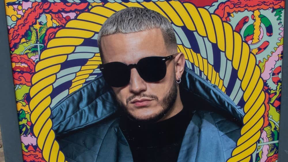 shutterstock_1671872800