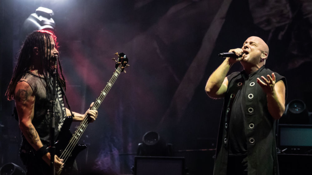 shutterstock_1136555309410972