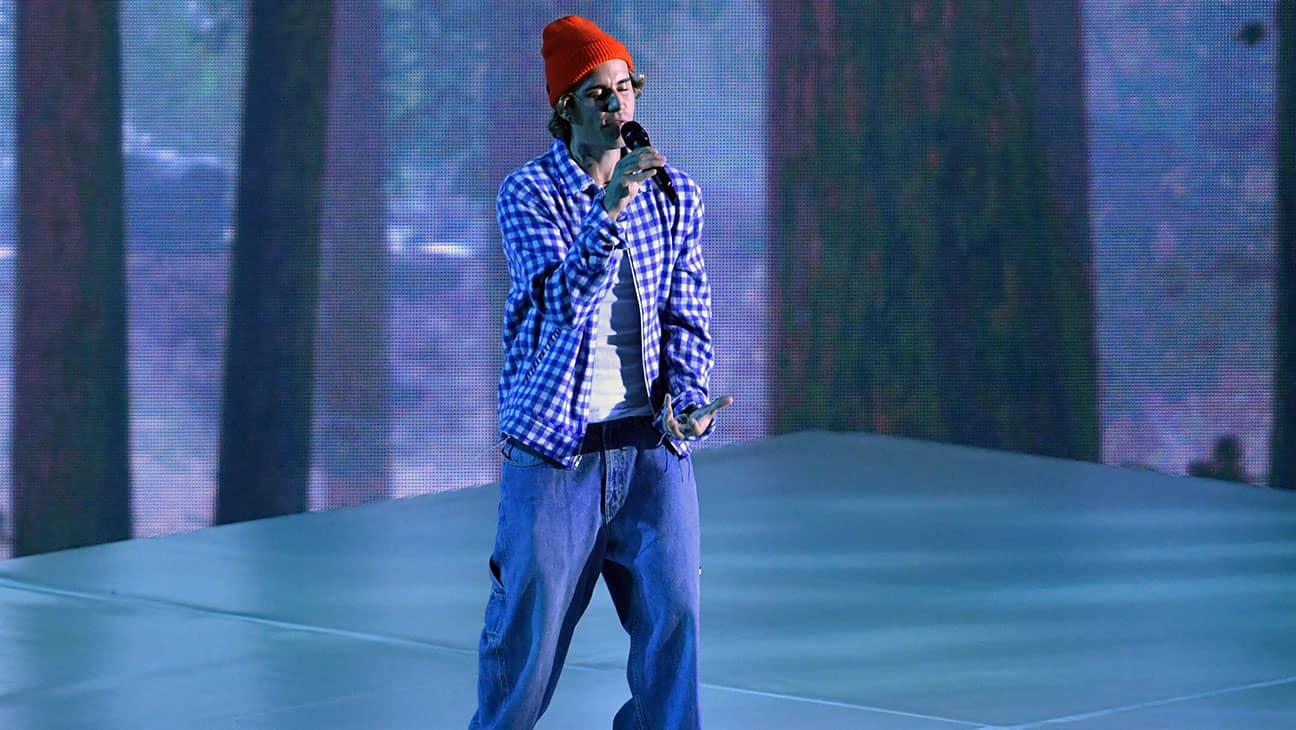 2020-american-music-awards-show