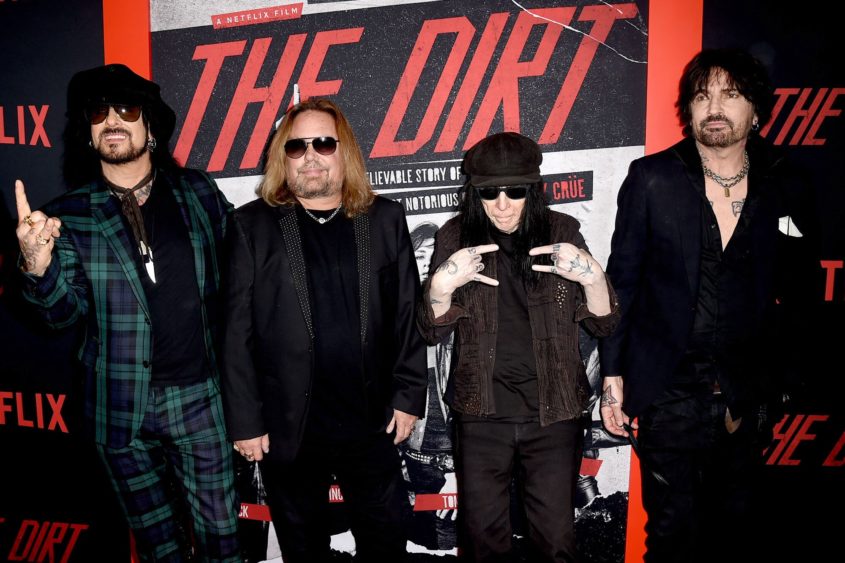 premiere-of-netflixs-the-dirt-arrivals