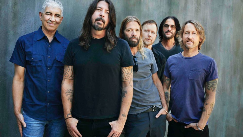 foo-fighters-danny-clinch