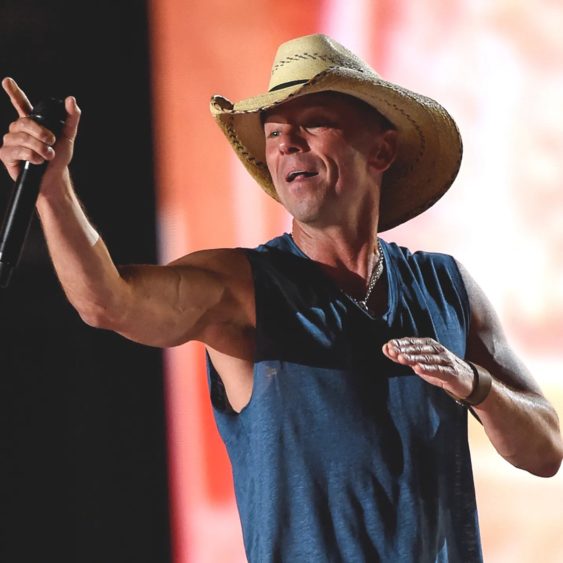 kenny-chesney-01-copy