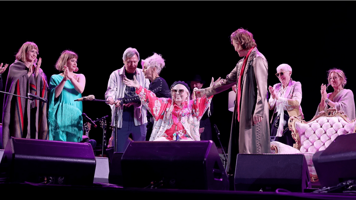 screenshot-2023-06-12-at-15-06-28-joni-mitchell-stages-first-publicly-announced-concert-in-20-years-video-setlist
